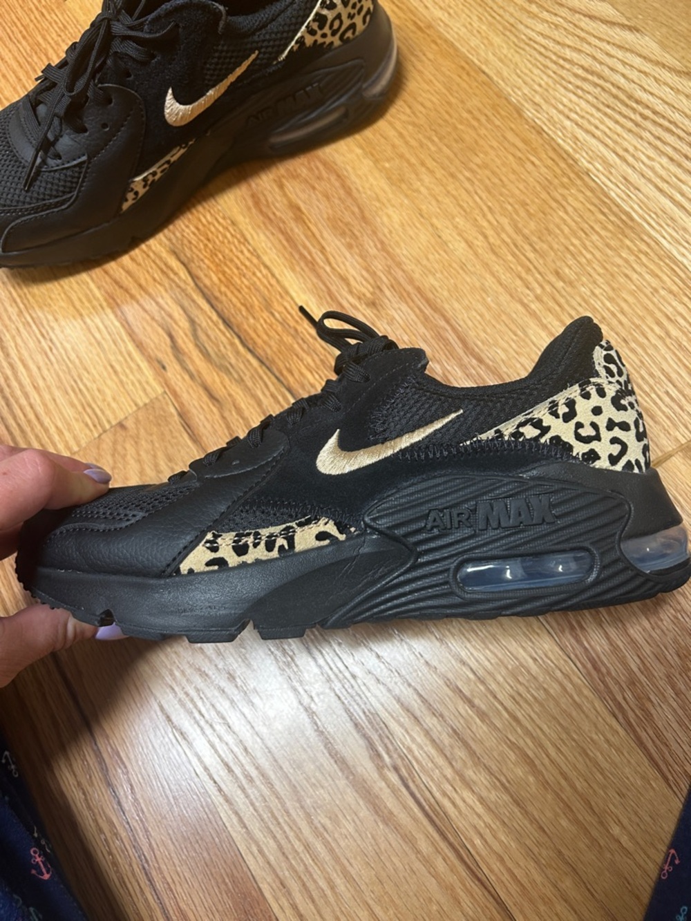 Nike Black  Leopard Print Air Max size 7 like new no signs of wear - Picture 3 of 5